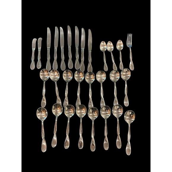 29 Pcs Oneida USA Stainless Round Bowl Soup Spoons AQUARIUS Twist Flatware - Picture 1 of 16